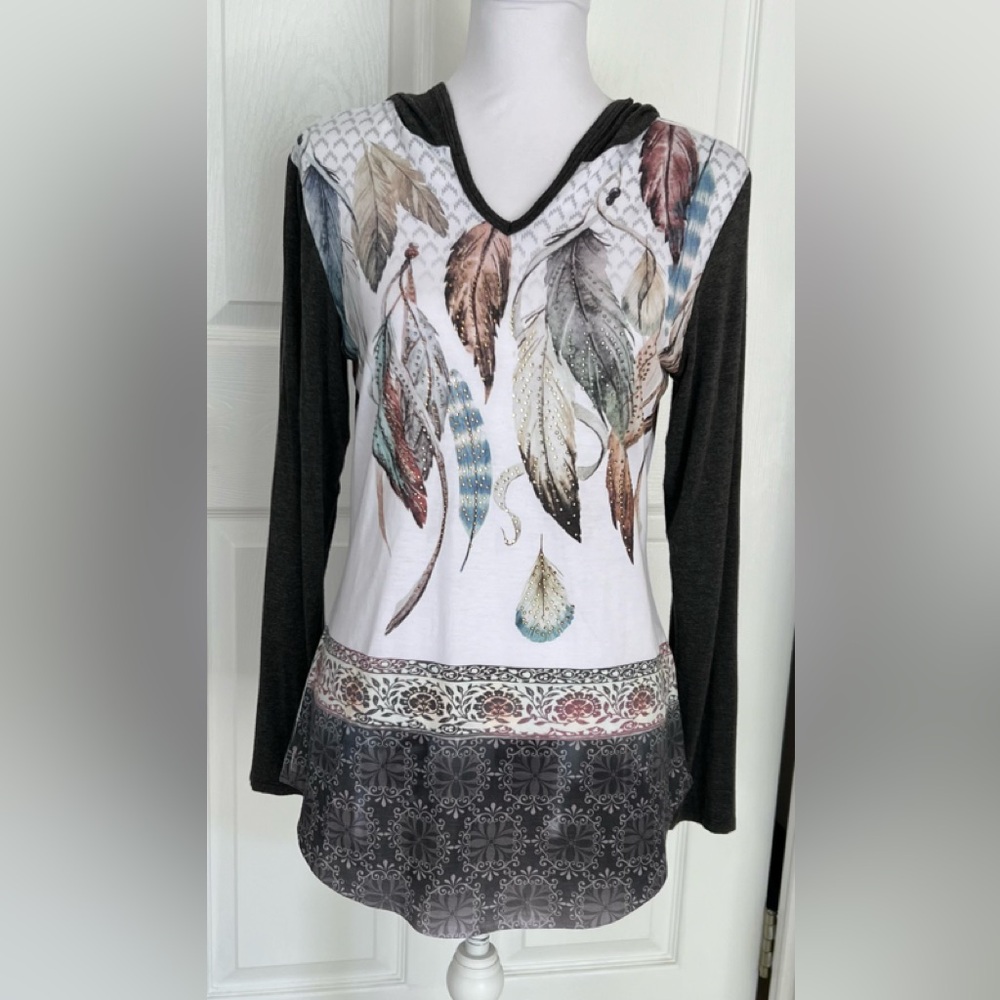 Big Bang V-Neck Hooded Long Sleeve Top - Size Medium